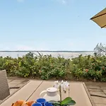 Tana - 5m From The Sea By Interhome