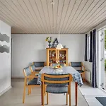 Tana - 5m From The Sea By Interhome