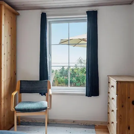 Tana - 5m From The Sea By Interhome *