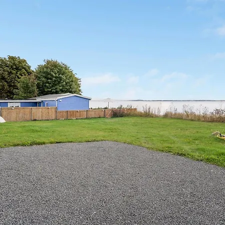 Tana - 5m From The Sea By Interhome *