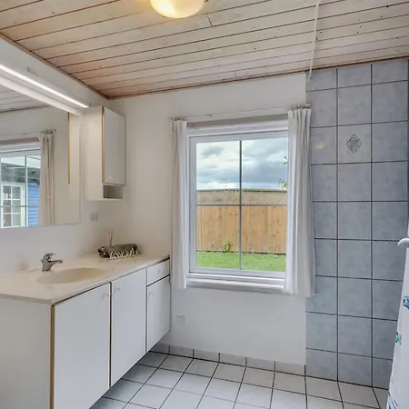 Сasa de vacaciones Tana - 5m From The Sea By Interhome